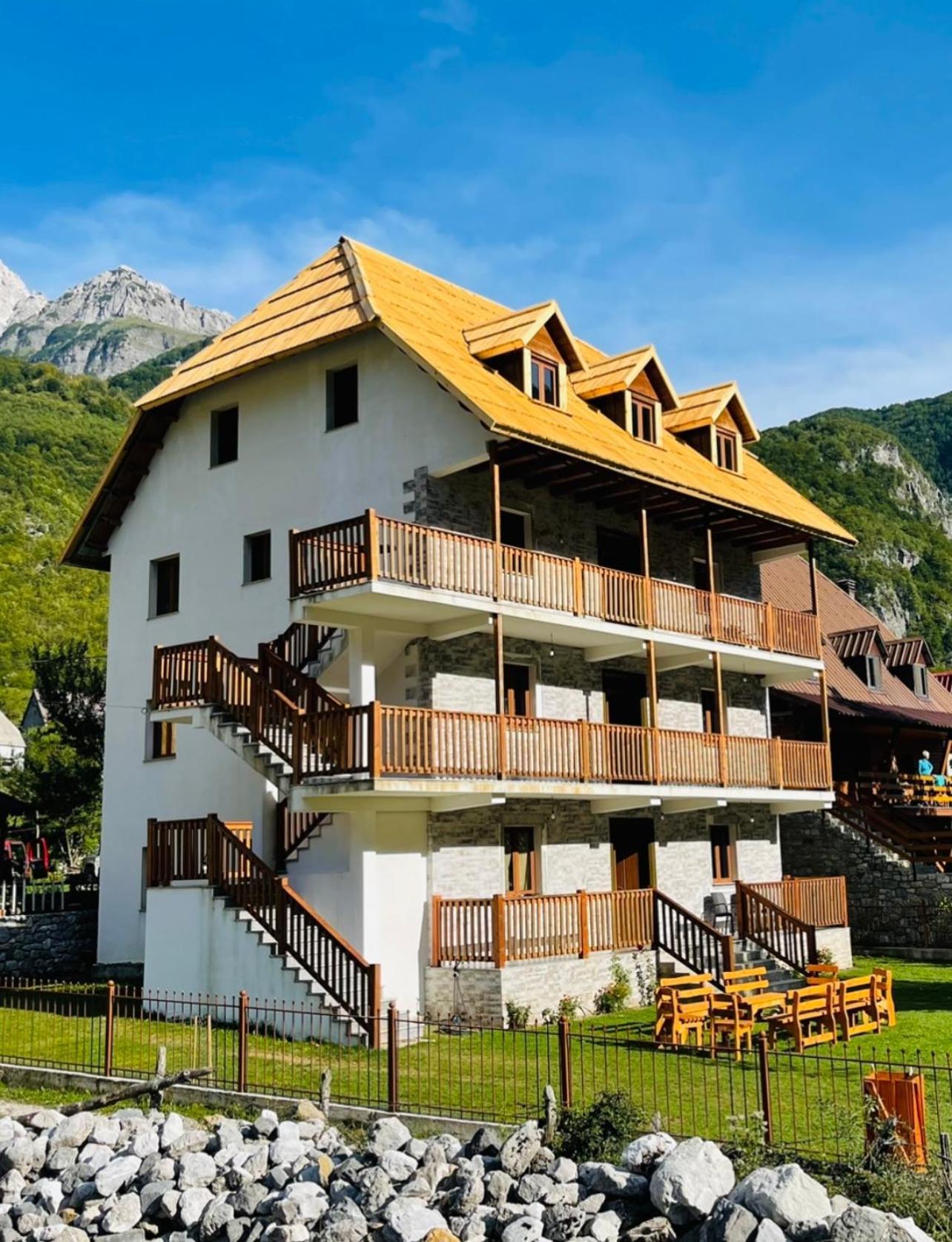 Thethi View Hotel Gjelaj Екстериор снимка