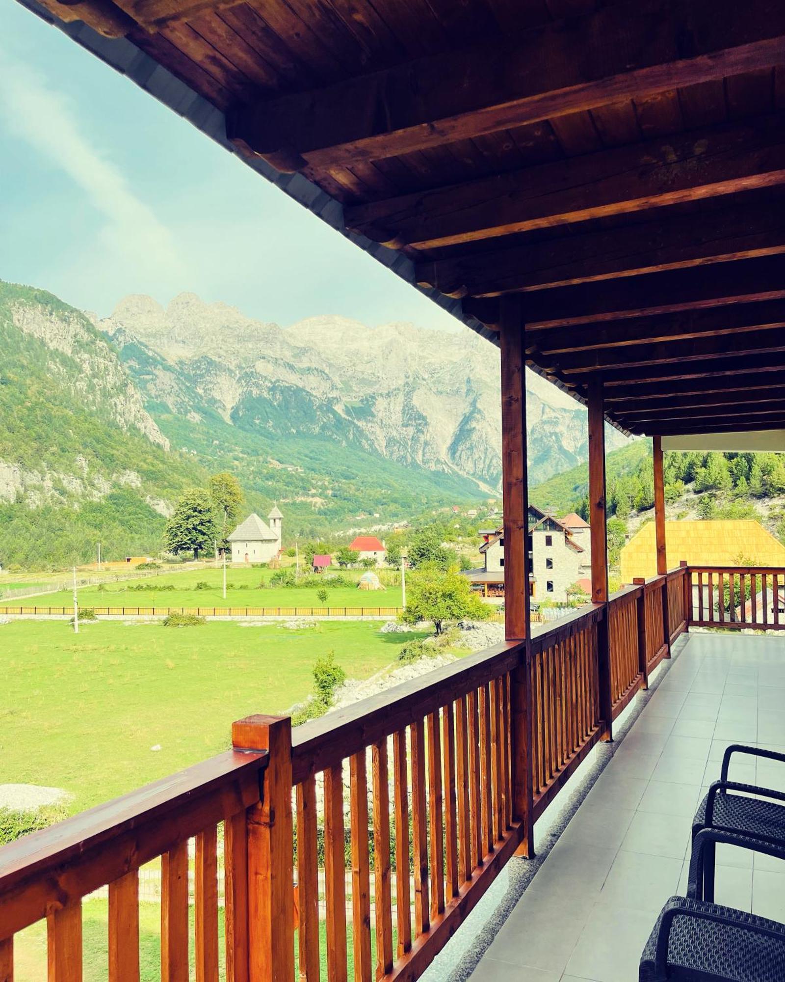 Thethi View Hotel Gjelaj Екстериор снимка
